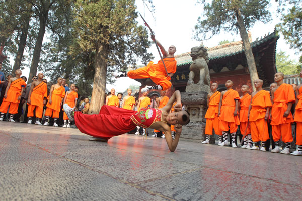 china-monks-power-kidhours