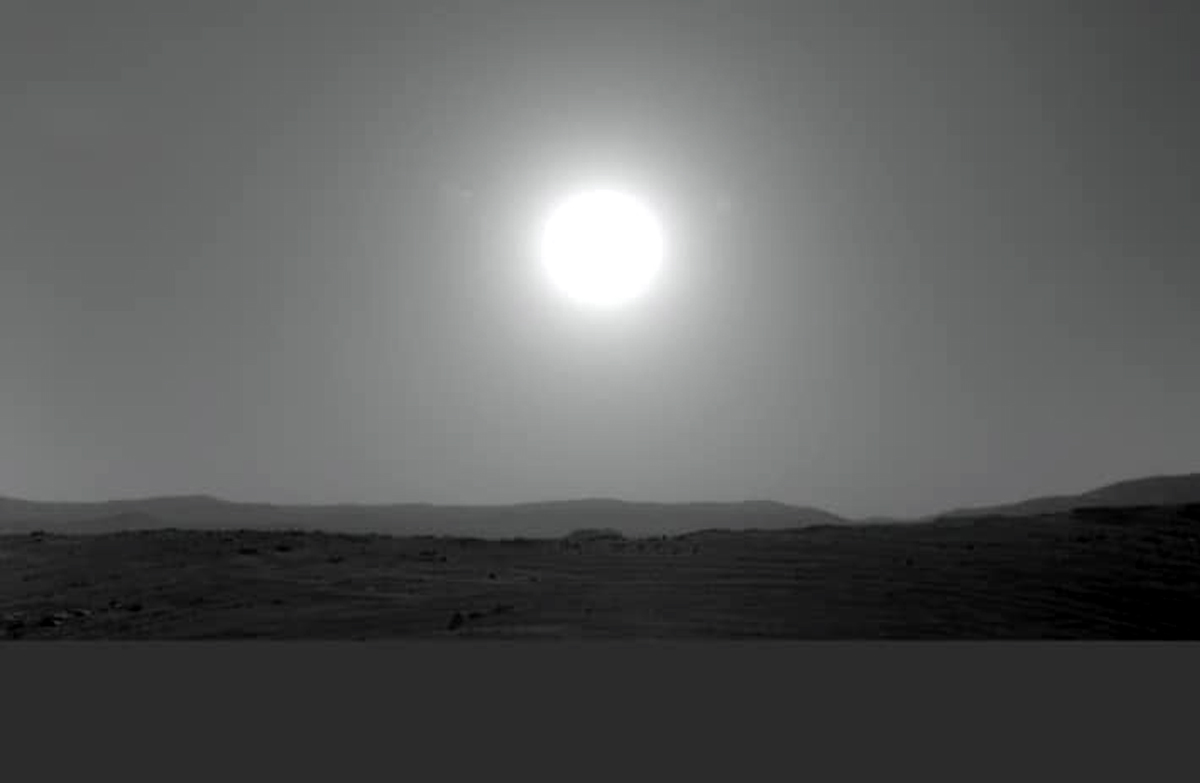 evening-sun-from-mars-nasa-kidhours