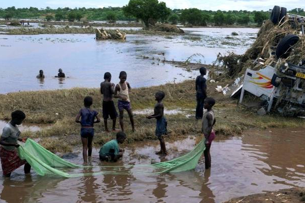 Tamil Children News Cyclone 